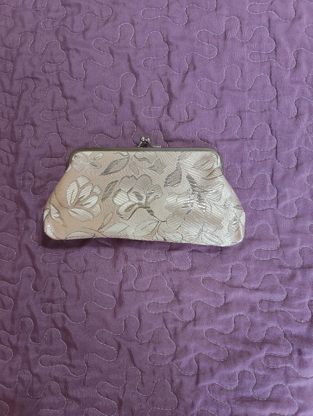 Pink Floral Kiss Lock Clutch Coin Purse - Picture 2 of 5